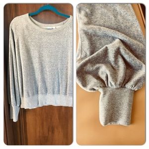 Gap balloon sleeve velour sweatshirt